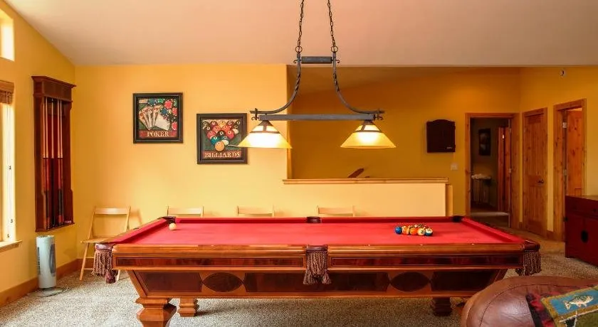 5-Star Luxury Tahoe Cabin! Great Location! Pool Table!Darts! Poker! Ping Pong! Games! - Image 1