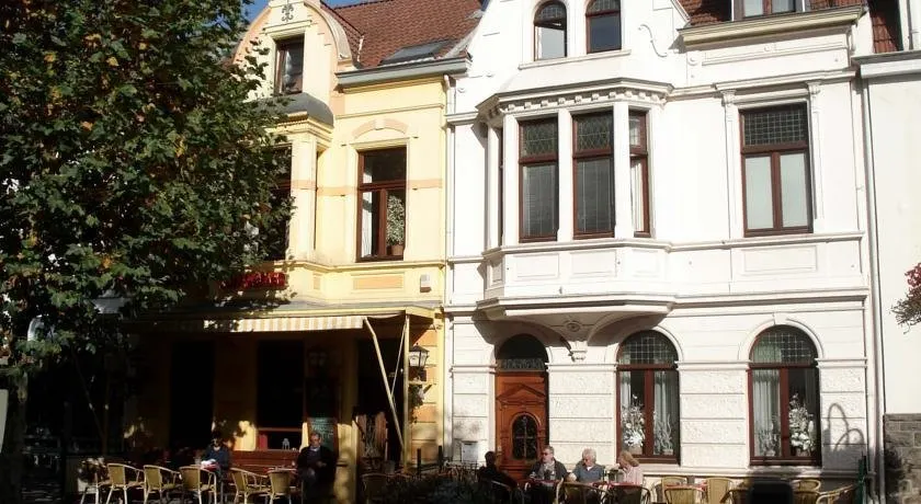 Bed And Breakfast Allure - Image 1