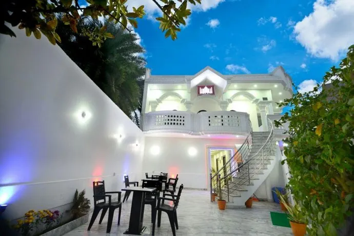 Taj Shiro Homestay - Image 1