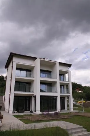 Pensiunea Cuib - Image 1