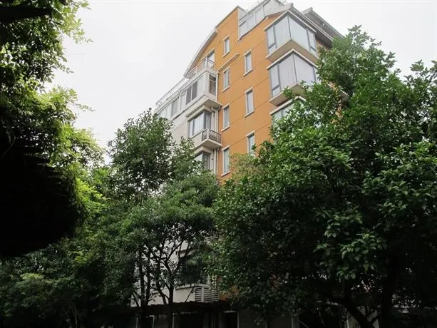 B&B Park side - Image 1