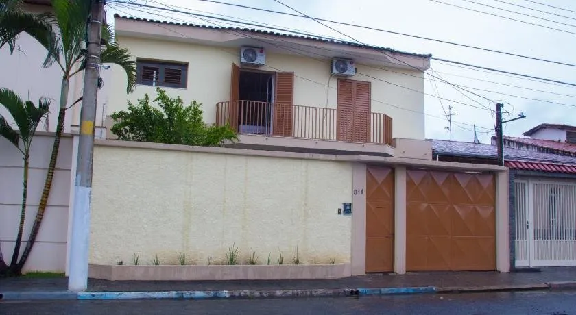 Casa ampla e confortável próxima ao Santuário - Image 1