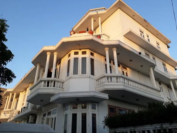 Jaipur Sundeck Hostel - Image 1