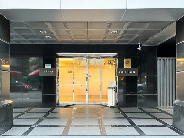 Li Yuan Hotel - Image 1