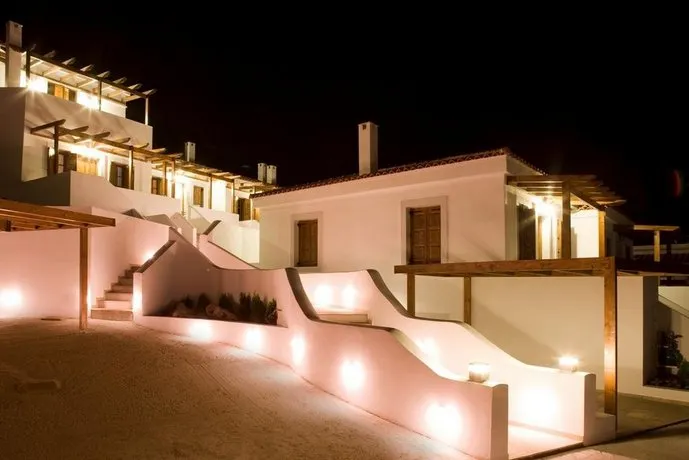 Porto Cadena - Image 1