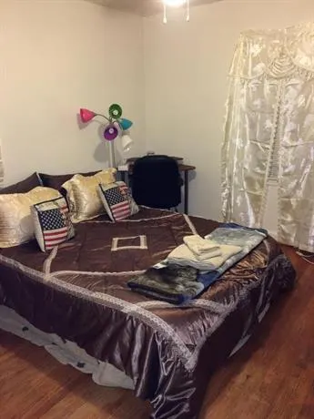 Southern Charm Marta Connected - Image 1