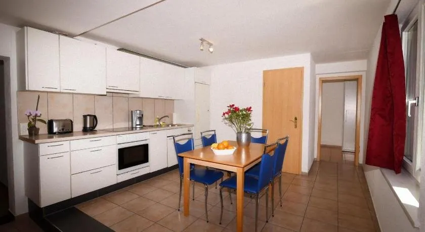 West Station Holidays Apartment - Image 1