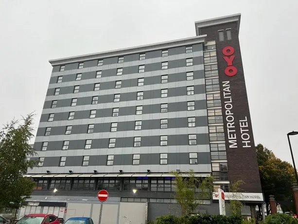 OYO Sheffield Metropolitan - Image 1