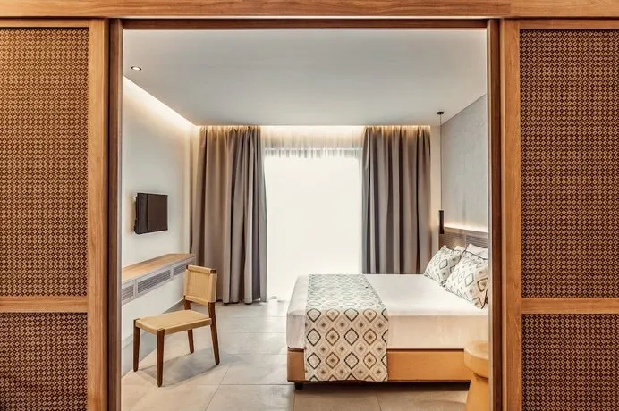 Alfa Hotel - Image 1