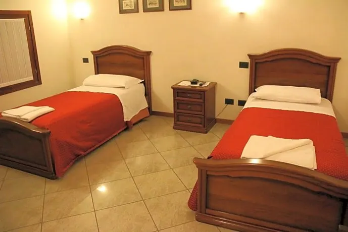 Hotel Ristorante Regina - Image 1
