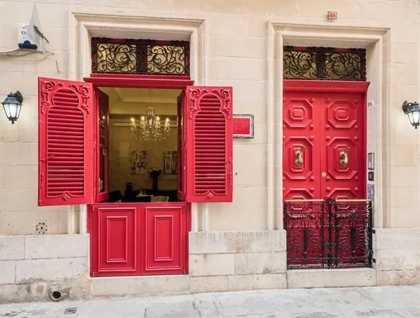 Julesy's BnB - Image 1