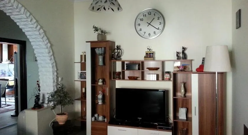 Holiday Dream Artemis Apartment - Image 1