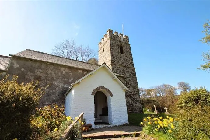 Oare Water Cottage - Image 1