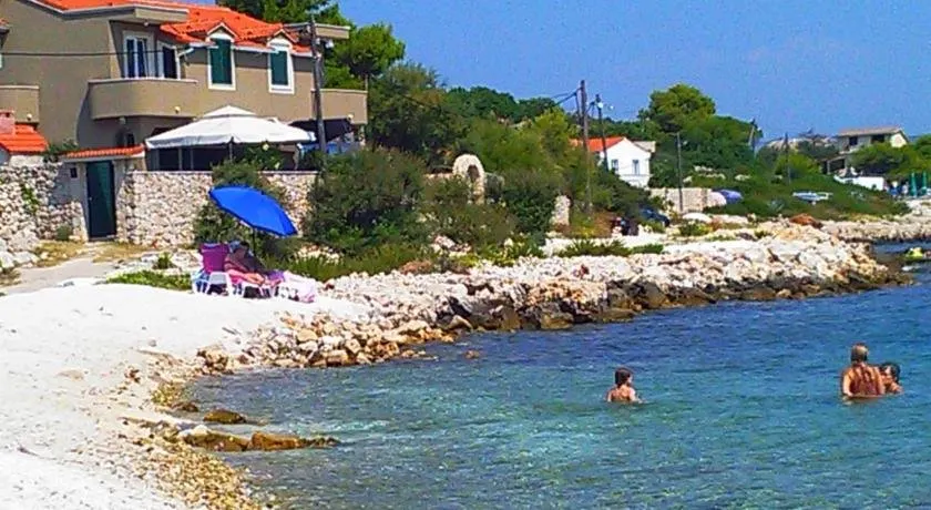 Villa Sea Side - Image 1