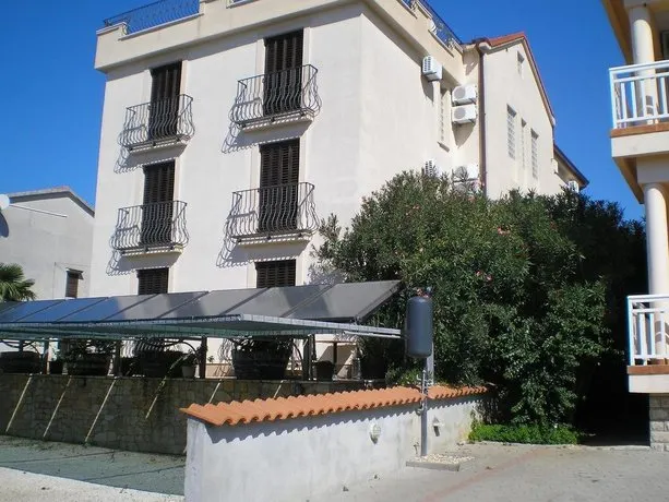 Casa Del Sol - Image 1