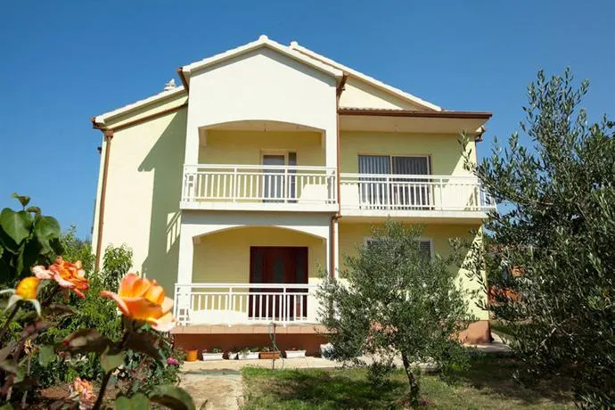 Apartments Branko Bibinje - Image 1
