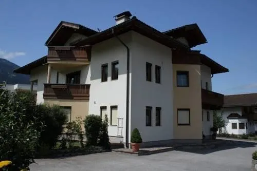 Gästehaus Schweiberer - Image 1