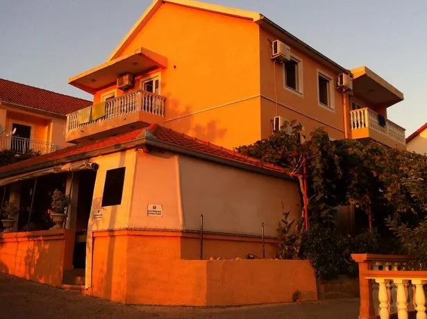 Guest House Lakicevic - Image 1