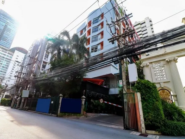 NIDA Rooms Sukhumvit Victory 49 - Image 1