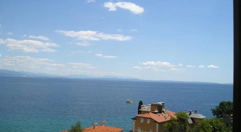 Apartments Diella & Gabriela Opatija - Image 1