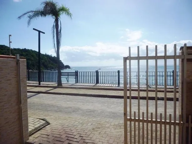 Dona Marta - Image 1