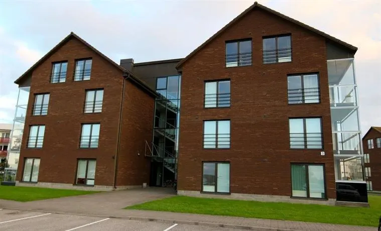 Golf Penthouse Residence - Image 1
