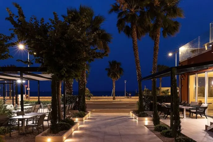 Aéva Hôtel - Image 1