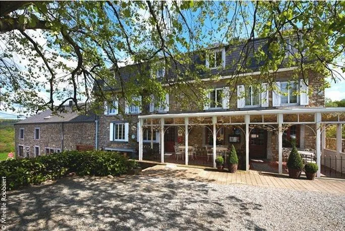 Hotel Le Beau Site - Image 1