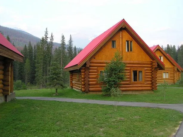 Yoho Chalet - Image 1