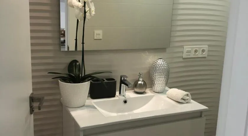 Lily’s Casa - Image 1