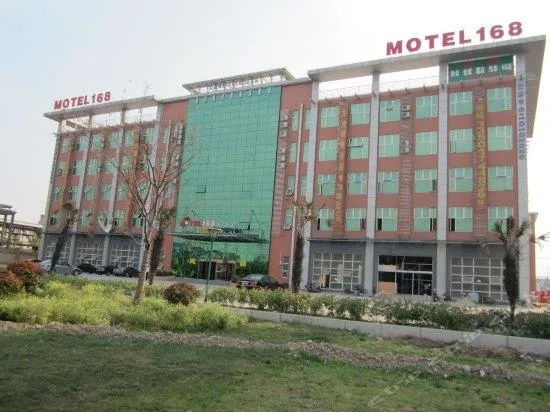 Motel 168 Shanghai Meilong - Image 1