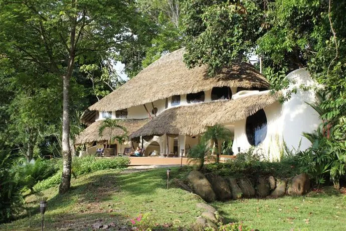 Las Nubes Natural Energy Resort - Image 1