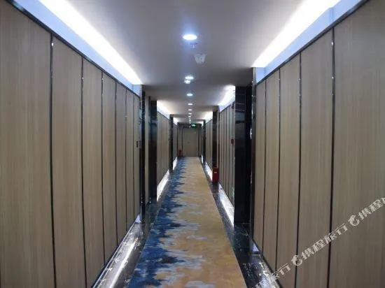Diya Hotel - Image 1