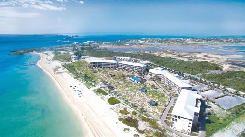 East Bay Resort - All Beachfront Suites - Image 1