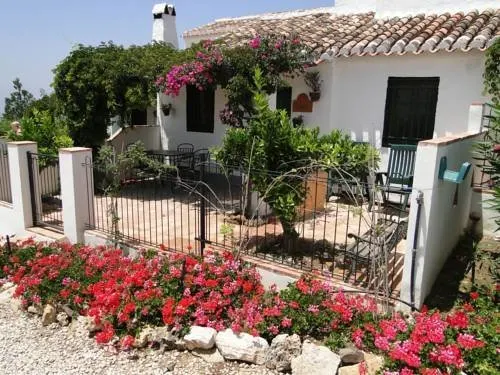 Cantueso Rural Cottages And Restaurant - Image 1