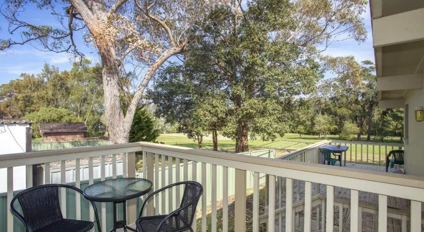 2/81 Clyde St - Villa De Golf at Mollymook - Image 1