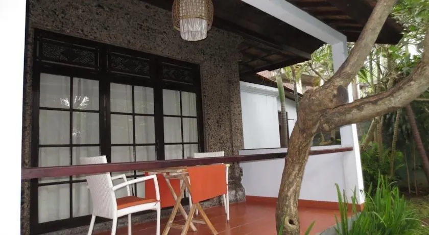 Touring Home Stay Hotel - Image 1