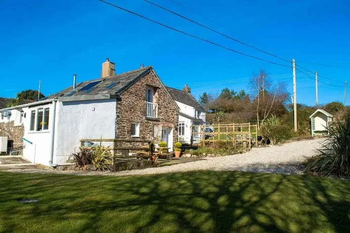 The Old Cider House St Gennys - Image 1