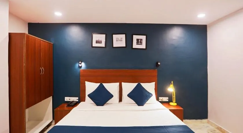 Silverkey Executive Stays 39733 Rc164 Noida-62 - Image 1