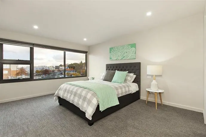 Luxury on Lewis - Image 1