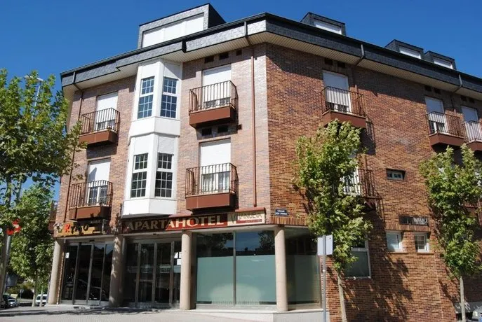 Apartahotel Villanueva - Image 1