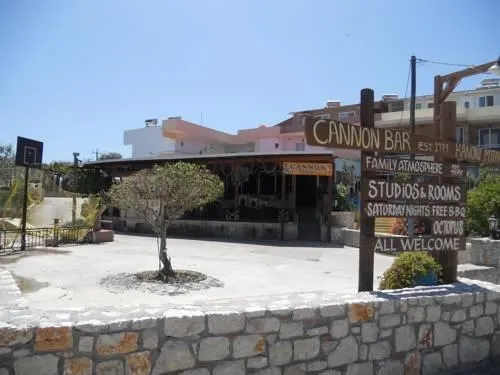 Cannon Studios & Rooms - Image 1