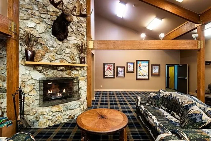 Snow Cap Inn - Image 1