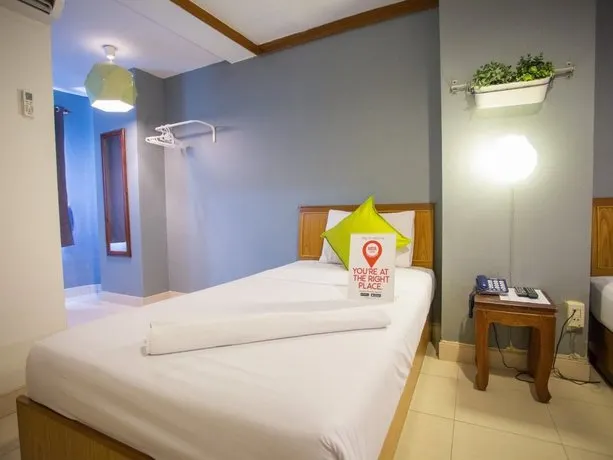 NIDA Rooms Charoenrat Bangklo Boulevard - Image 1