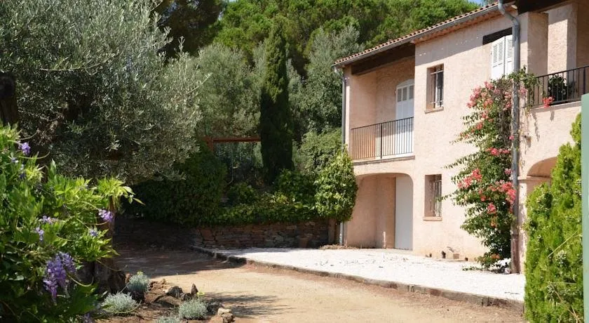 Villa les Pins La Croix-Valmer - Image 1