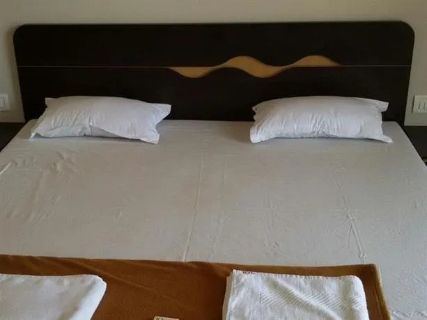 Blue Heaven Beach Resort Tarkarli - Image 1