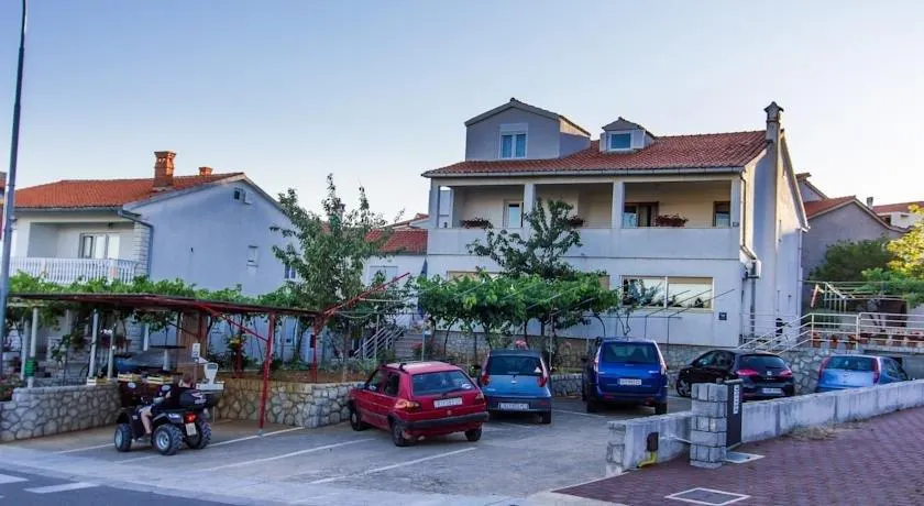 Apartments & Rooms Krk - Image 1