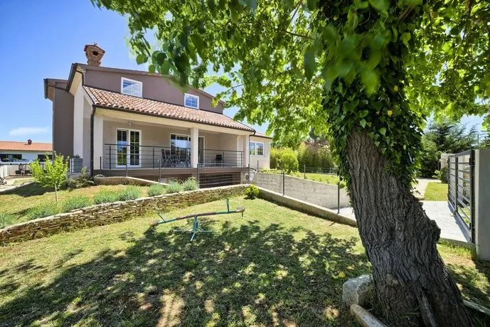 Villa Nikolina - Image 1