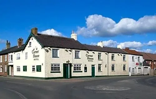 Corner House Hotel - Image 1