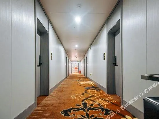 SHENZHOU HOTEL - Image 1